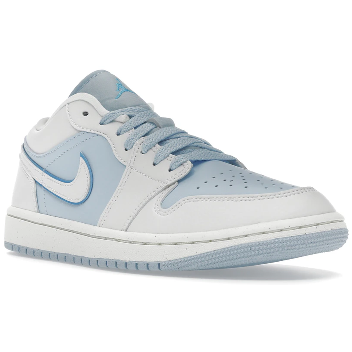 Miniatyrbild av Air Jordan 1 Low SE Reverse Ice Blue 2