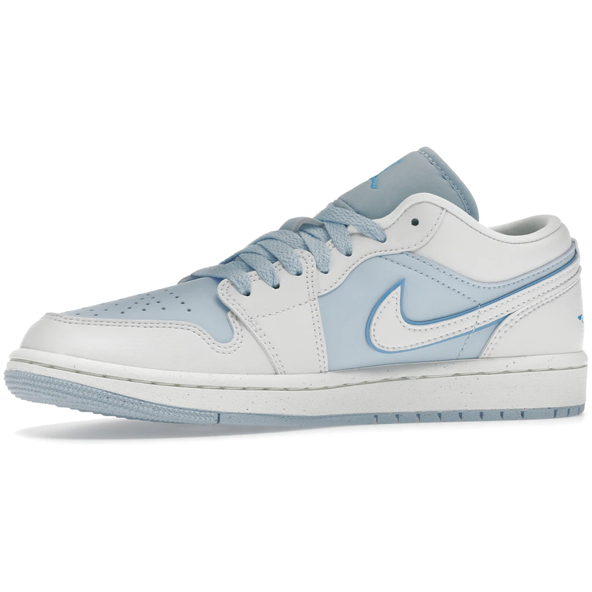 Miniatyrbild av Air Jordan 1 Low SE Reverse Ice Blue 3