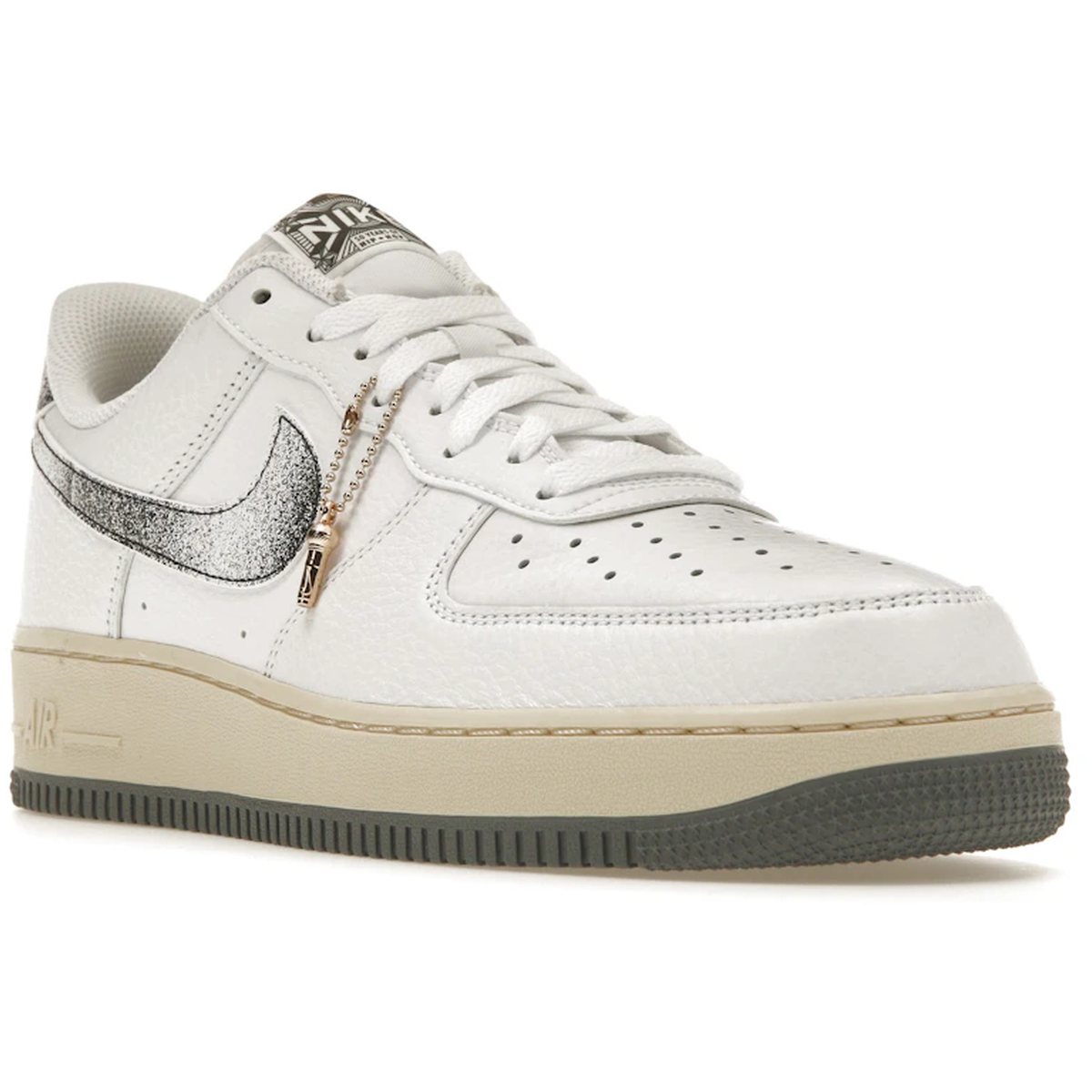 Miniatyrbild av Nike Air Force 1 Low '07 Classics 50 Years Of Hip-Hop 2