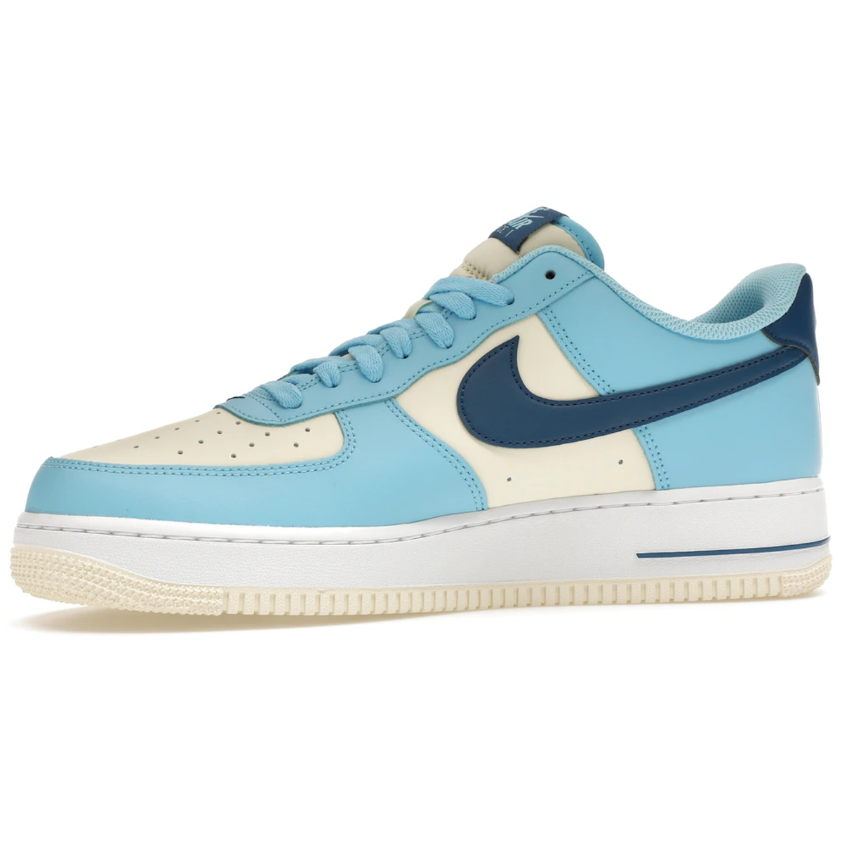 Miniatyrbild av Nike Air Force 1 Low '07 Aquarius Blue Coconut Milk 3