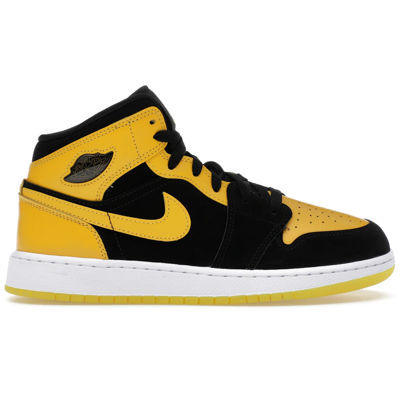 Jordan 1 Mid SE New Love 